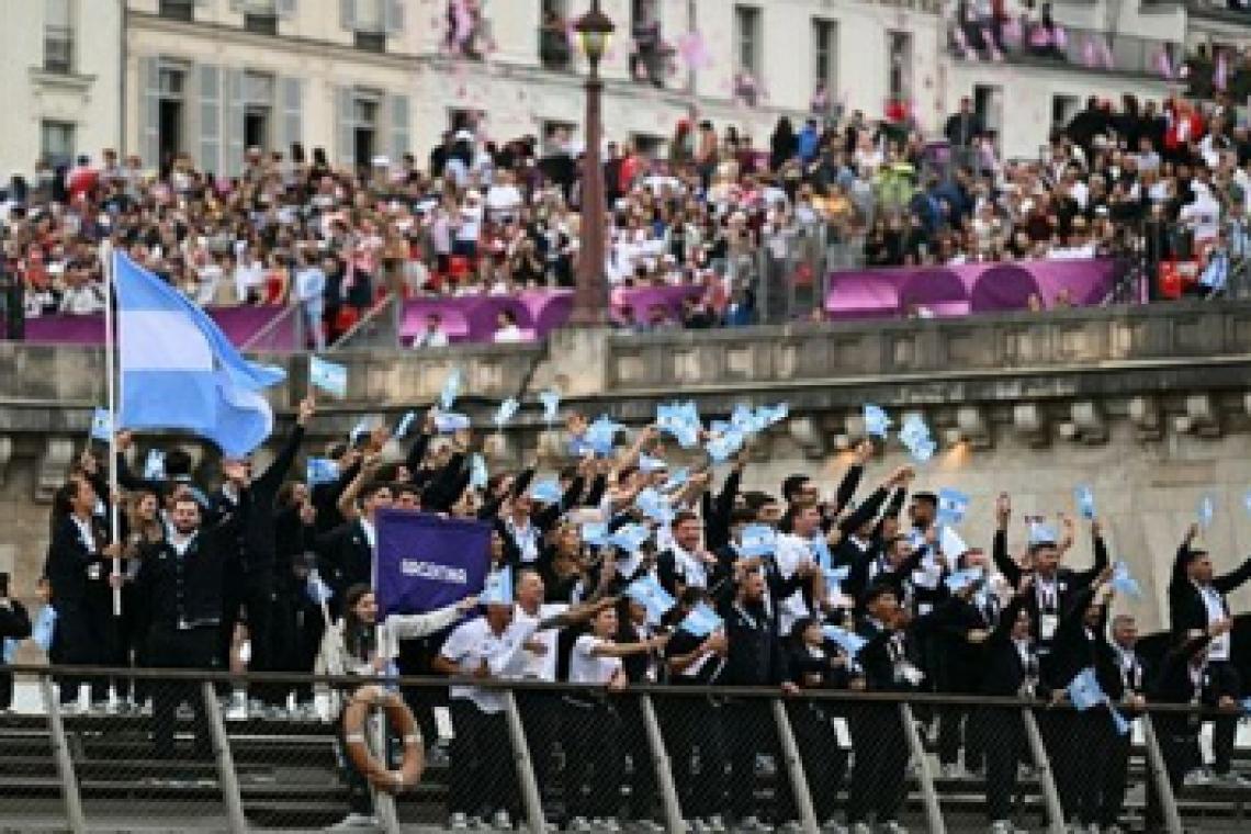 Así fue la aparición de la delegación argentina en la ceremonia inaugural de París 2024