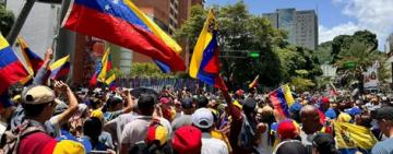 Marcha opositora en Venezuela con Corina Machado a la cabeza: “Vamos a defender la voluntad del pueblo”