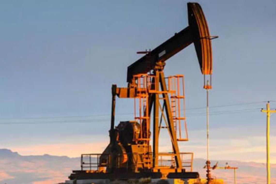 Producción de petróleo alcanza su mejor nivel en 20 años