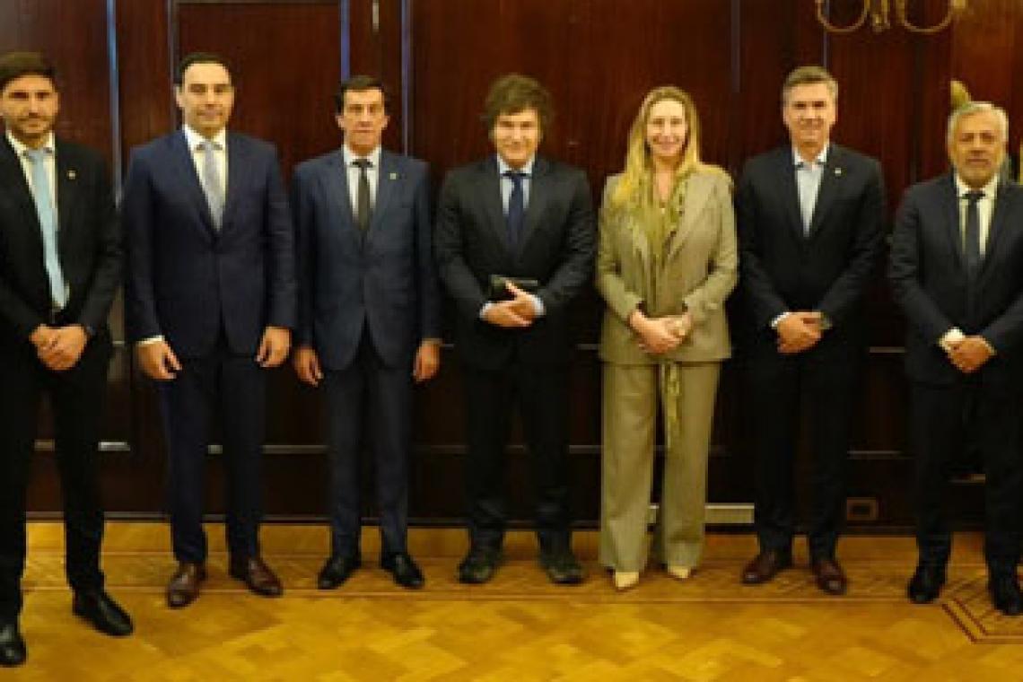 Pullaro valoró la reunión con Milei y puso eje en infraestructura productiva y la deuda de Nación con Santa Fe como temas centrales