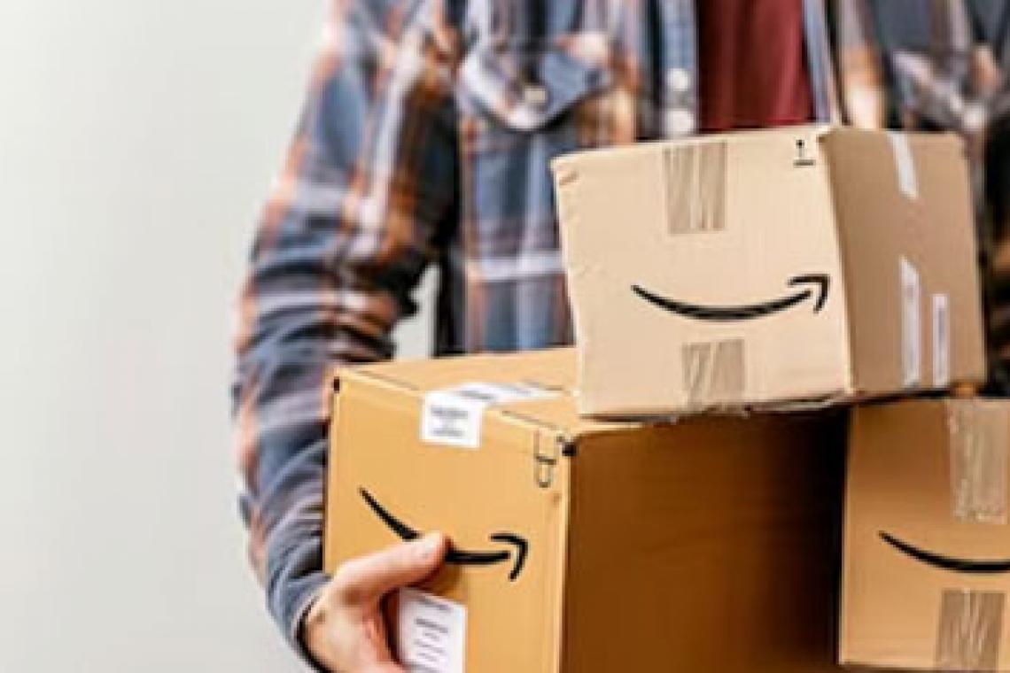 Economía elimina impuestos para compras en el exterior