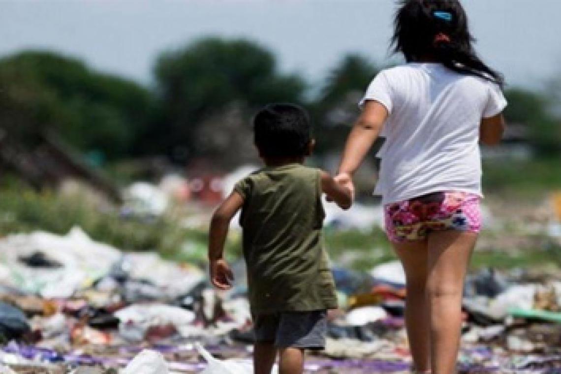 La pobreza alcanzó a 49,9% de los argentinos