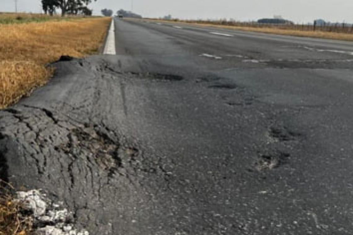 Enrico: “El gobierno de Milei es una porteñocracia a la que no le importan las rutas nacionales”