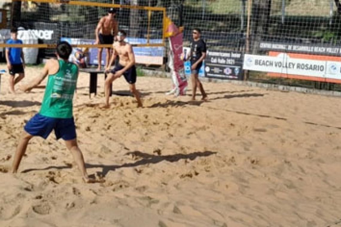 La Florida es sede de un amistoso de vóley playa internacional y de un torneo de handball playa