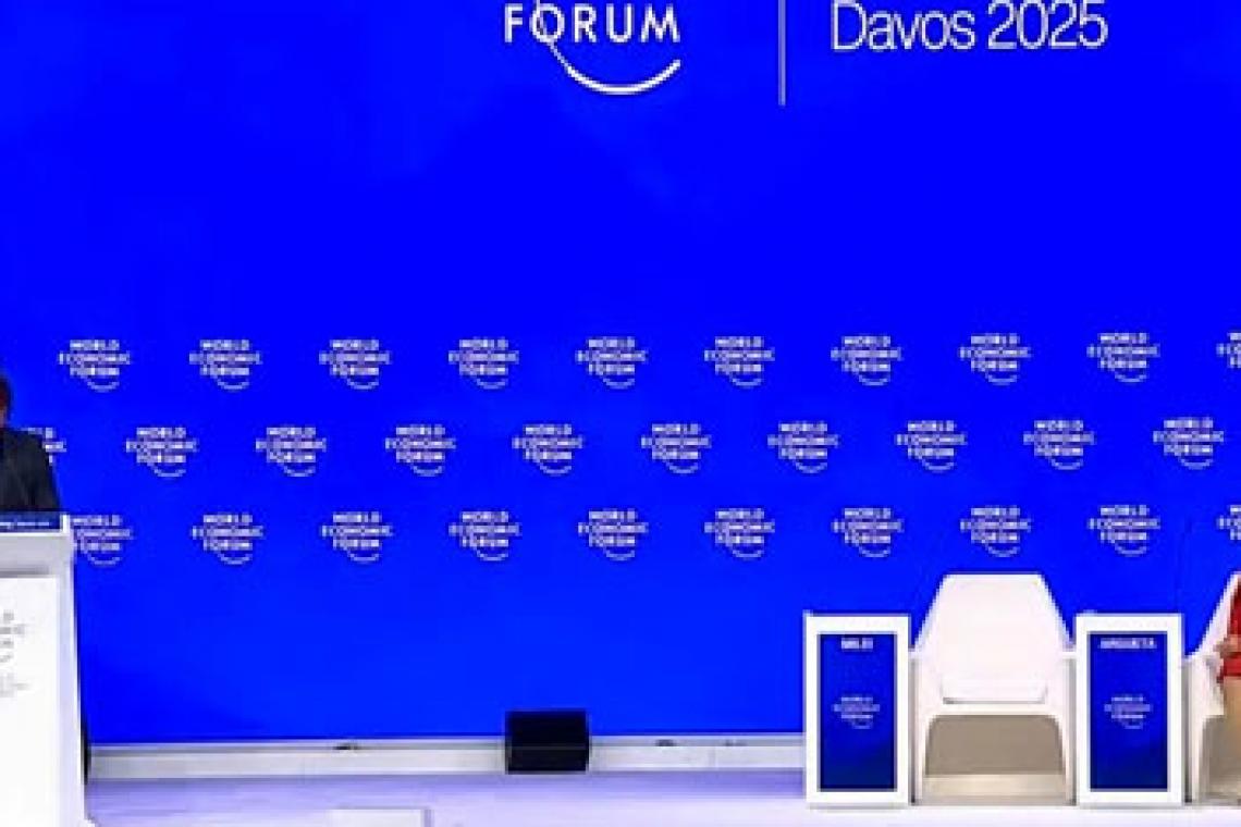 "El mundo ha abrazado a la Argentina, que se convirtió en ejemplo mundial", dijo Milei en Davos