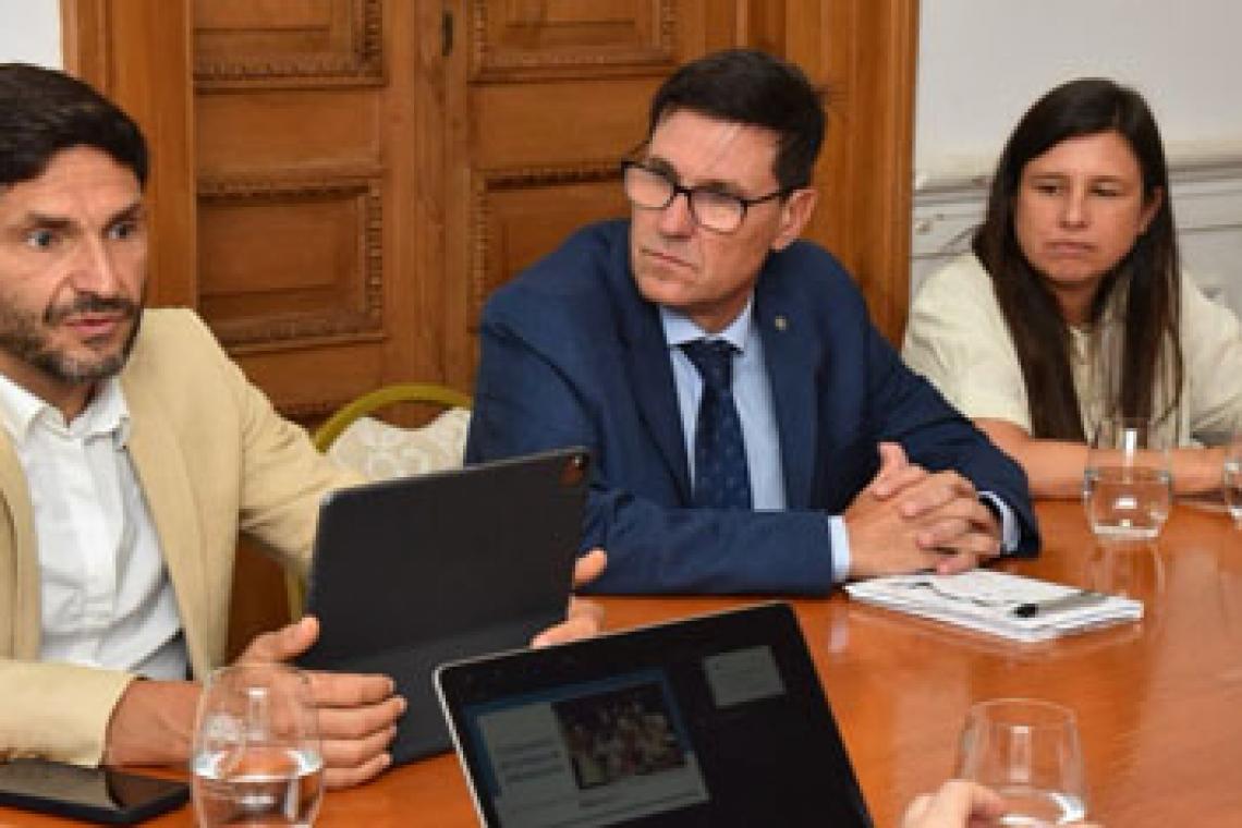 Pullaro y Goity definen la continuidad y ampliación del Plan de Alfabetización Santafesino Raíz