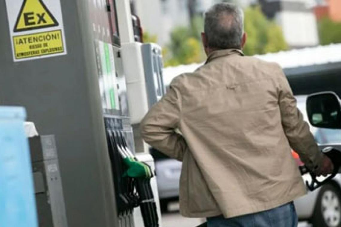 La venta de combustibles cayó en enero 