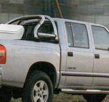 Permutan camionetas del Ejército por mingitorios