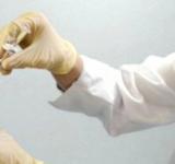Con la vacunación a personal de salud, se inició la campaña antigripal 2025