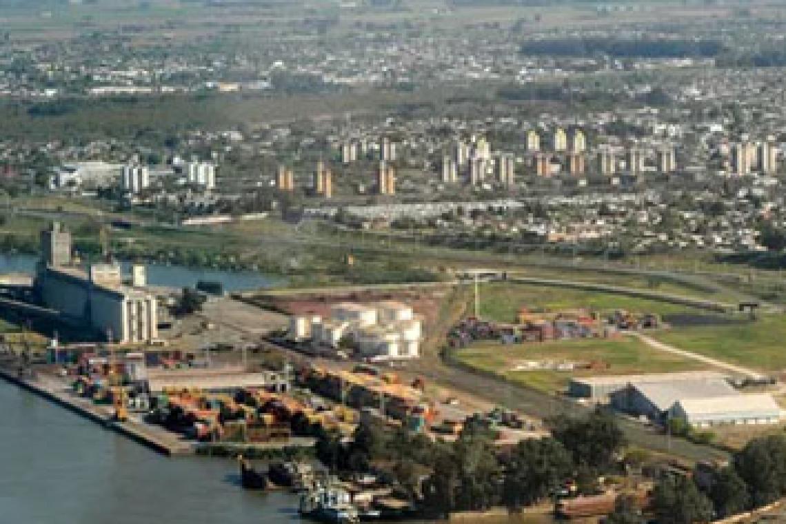 “Esta Provincia prioriza su matriz productiva y cree que las exportaciones son la forma de sacar adelante a Argentina”