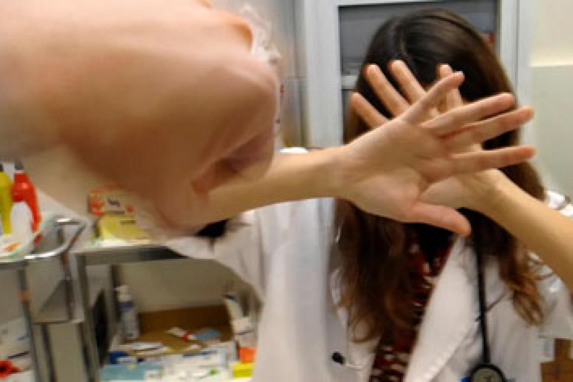 Salud avanza en estrategias para prevenir situaciones de violencia en las Guardias de hospitales