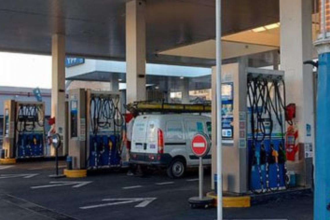 YPF bajará el precio de los combustibles