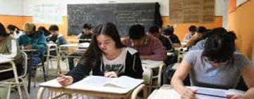 Programa “Quedate”: está abierta la inscripción a las tutorías virtuales para finalizar la Secundaria