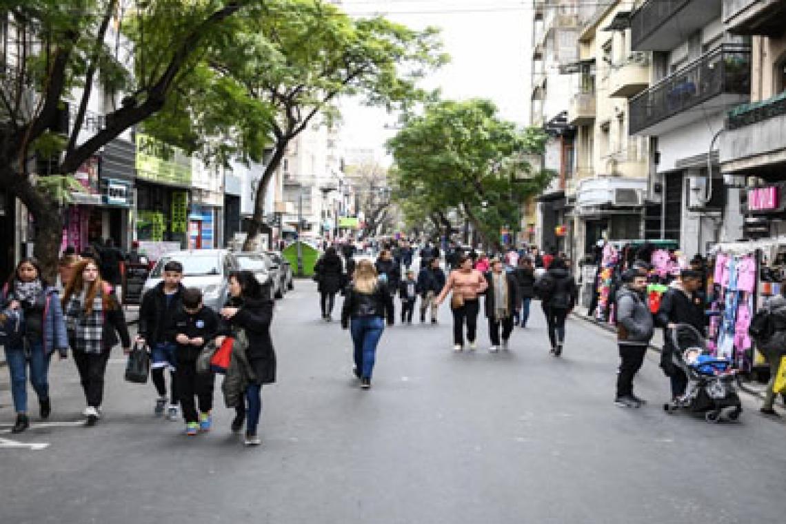 Calle San Luis se transforma este sábado en peatonal para celebrar el Día del Padre
