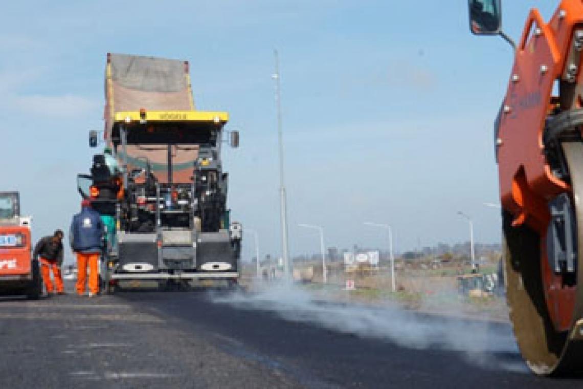 “Promediamos ya el 35 % de la obra del Tercer Carril de la autopista y proyectamos concluirla a mediados de 2026”