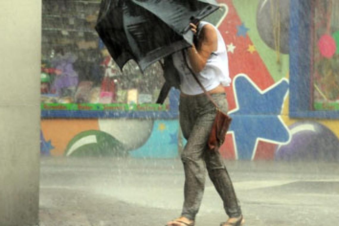 Rige alerta amarilla por tormentas para la tarde de este sábado