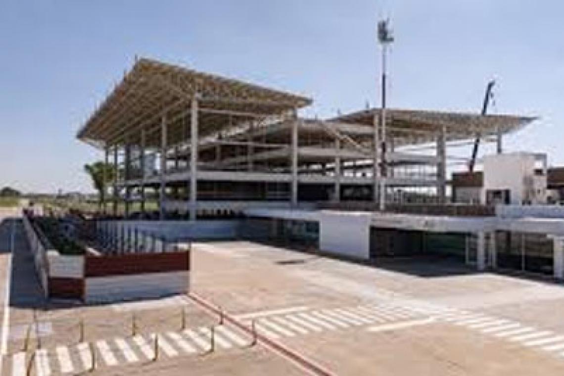 Provincia avanza con la modernización del Aeropuerto de Rosario: en menos de 45 días, la obra ya está ejecutada al 48 %