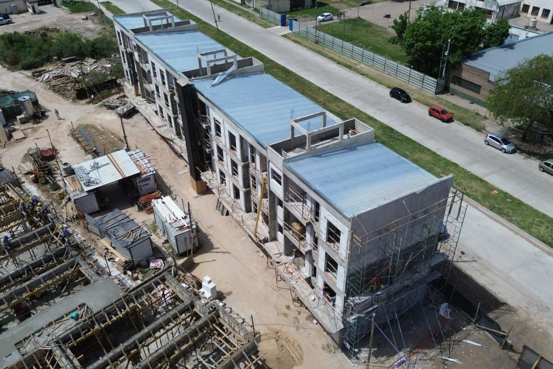 Rosario: avanzan las 64 nuevas viviendas y obras clave para ordenar La Tablada