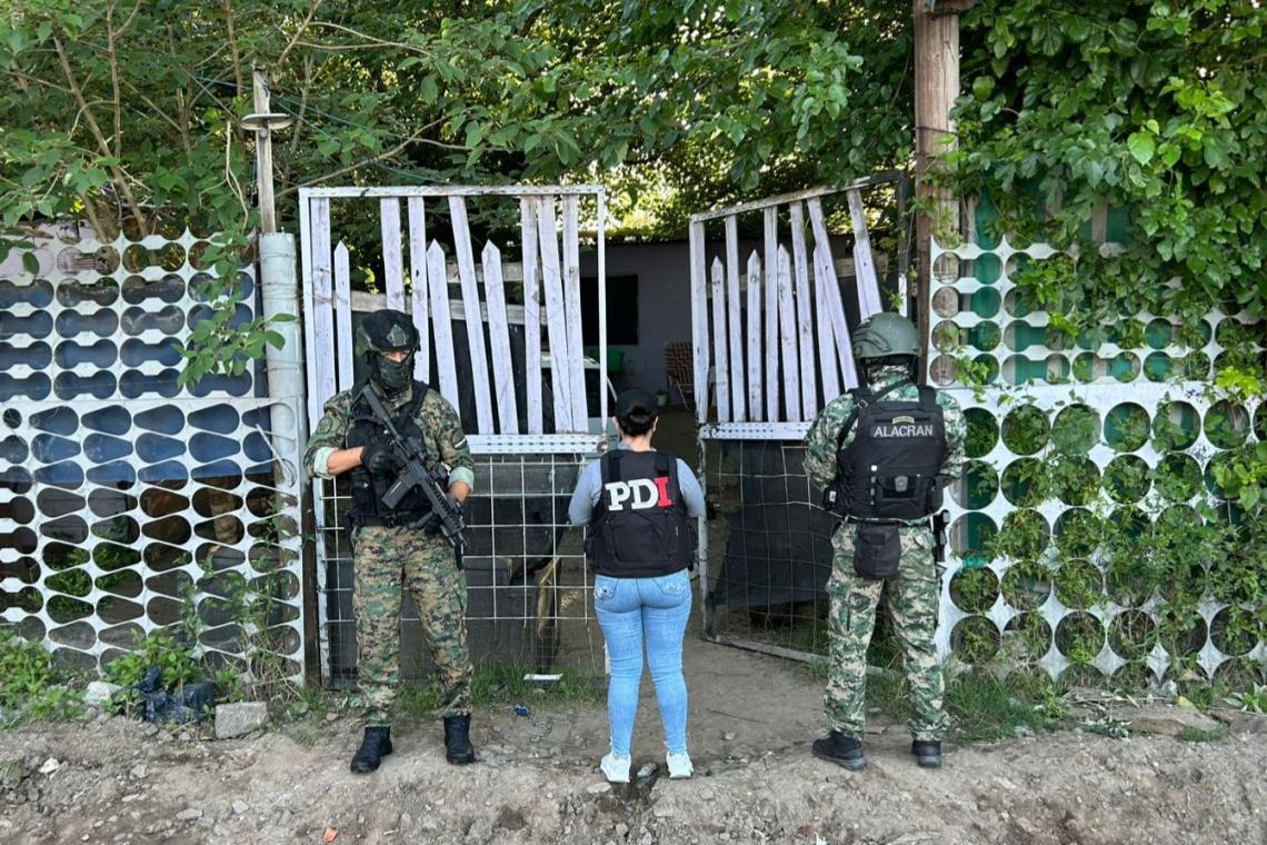 Rosario: siete detenidos y secuestro de armas y drogas en 53 allanamientos por episodios recientes