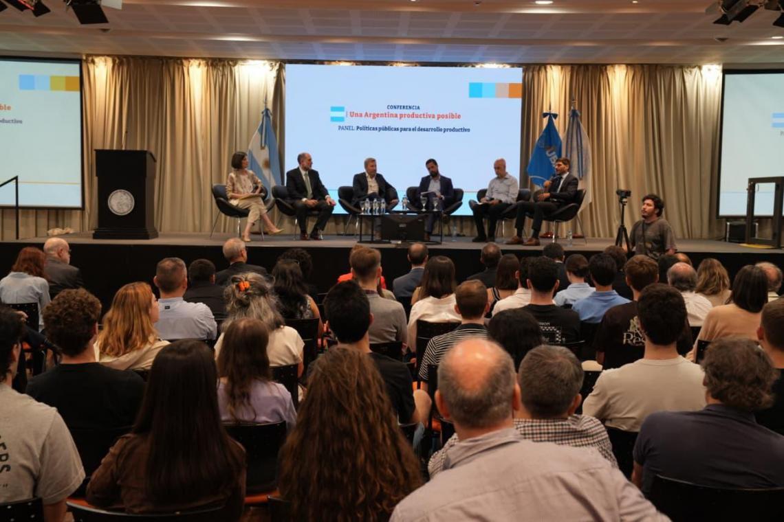 “El desarrollo necesita un Estado más activo”