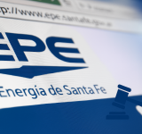 Un juez ordenó que un deudor alimentario pague lo que debe a través de la factura de luz