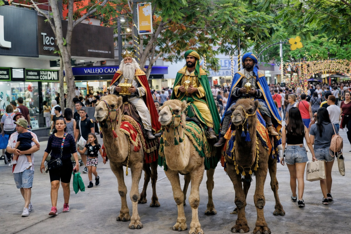Reyes Magos: las ventas minoristas crecieron 0,5% anual, pero con fuerte caída del gasto real