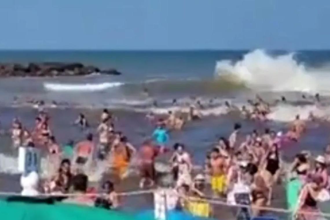 Tragedia en la Costa Atlántica: un muerto y decenas de heridos por el impacto de un meteotsunami
