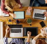 Jóvenes, trabajo y futuro: qué esperan los rosarinos sub-30 en 2026