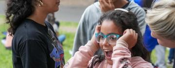 Santa Fe Acá y Ver para Ser Libres: más de 4.200 lentes entregados para mejorar la vida y el aprendizaje de chicos en toda la provincia