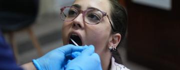 Santa Fe suma el hisopado bucal para donantes de médula