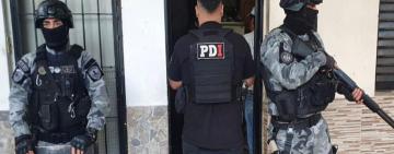 Secuestran droga, armas y detienen a tres personas tras un allanamiento por violencia de género