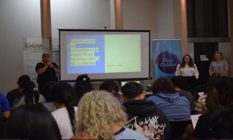 Comenzó un nuevo ciclo de capacitaciones para la formación de promotoras y promotores de cuidado en la ciudad de Rosario.