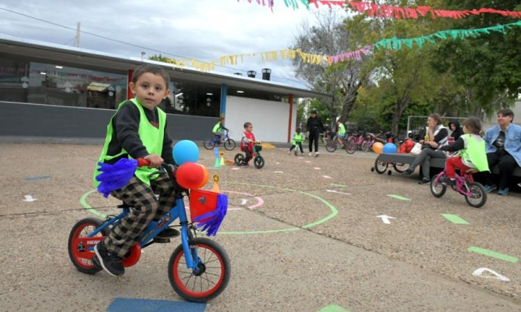 Rosario suma una bicisenda infantil en el polideportivo Garzón para promover la movilidad y educación vial