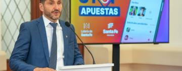 Pullaro presentó StopApuestas: la app para controlar el uso digital de menores en Santa Fe