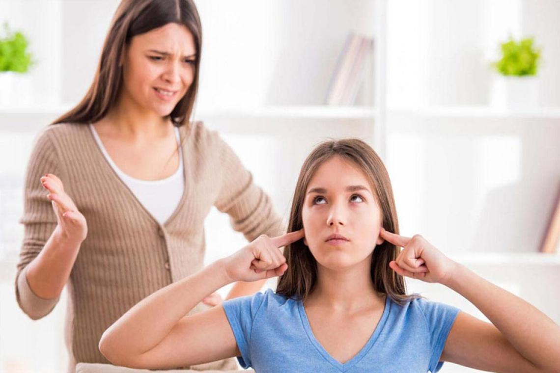 Adolescentes hiperconectados: crece la preocupación por el uso del celular y el aislamiento social