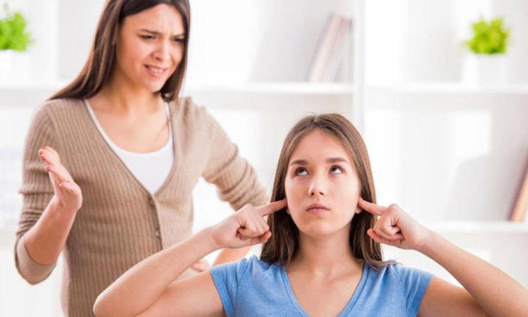 Adolescentes hiperconectados: crece la preocupación por el uso del celular y el aislamiento social