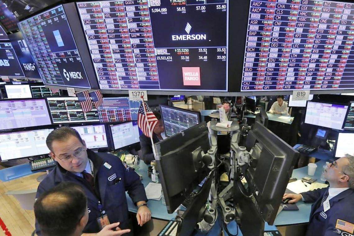 El riesgo país perforó los 540 puntos mientras caen las acciones argentinas en Wall Street