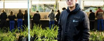 Lucas Martino: “La jardinería para mí, como joven, significa regar el suelo con esperanza”