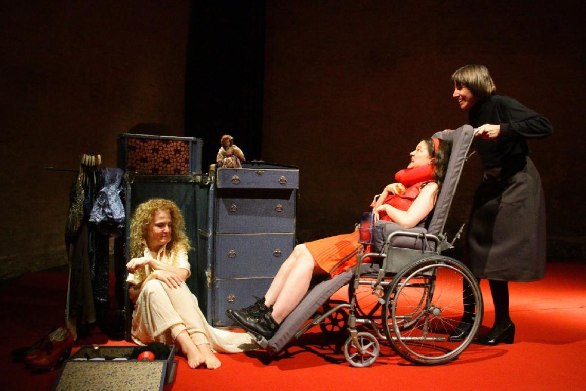 Vuelven las tardes de teatro en Rosario: La Comedia lanza un ciclo gratuito con obras locales