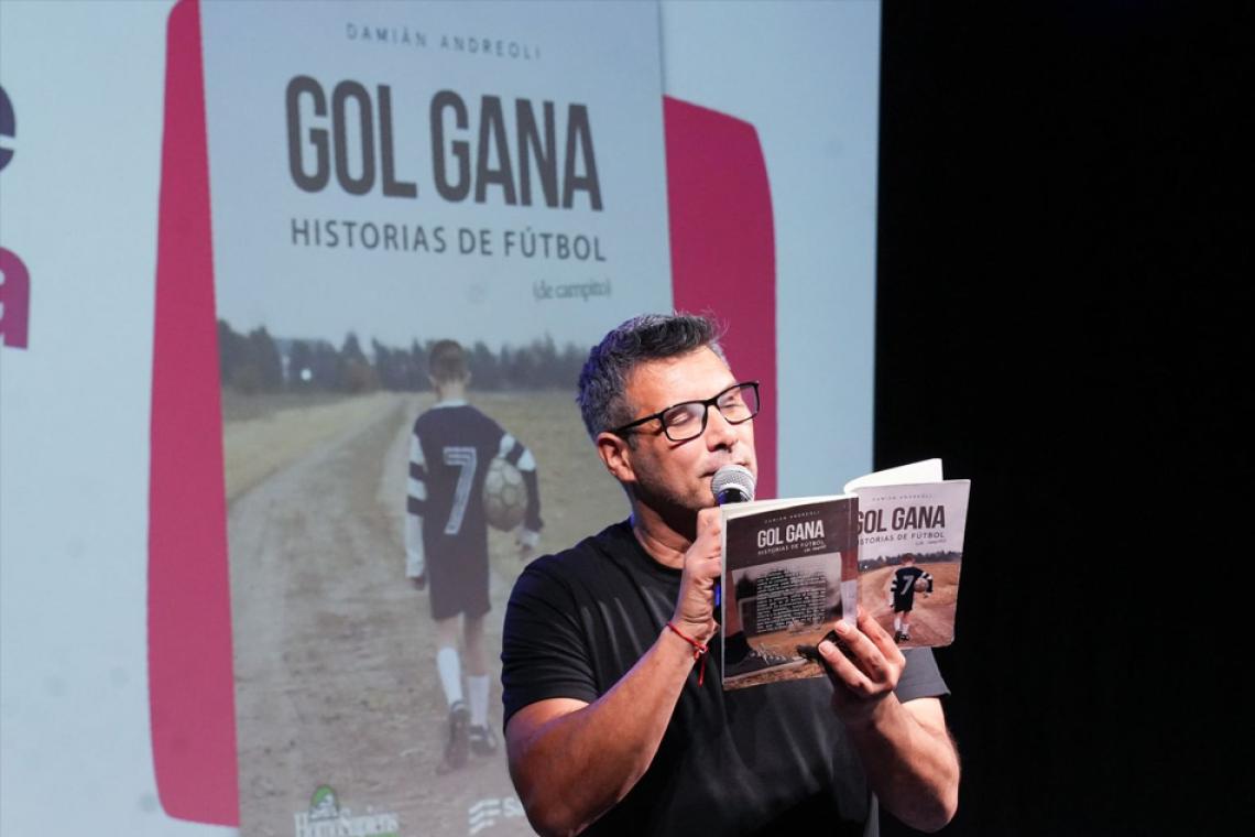 “Gol Gana llega al aula”: Santa Fe impulsa la lectura con 1.800 libros para escuelas primarias