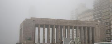 Rosario se prepara para un fin de semana con niebla, lluvias y un marcado descenso de temperatura