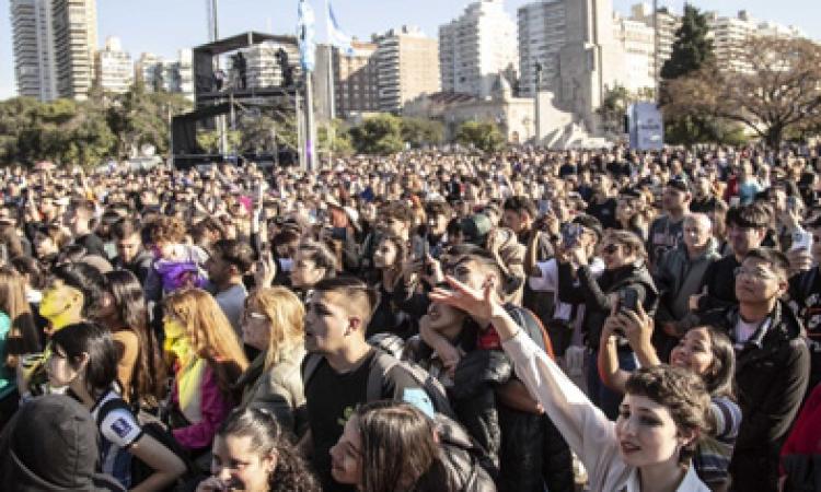 Rosario celebrará el Día de la Bandera con una gran fiesta popular y un show especial de Abel Pintos