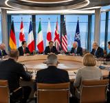 Estados Unidos revisará su presencia militar en Europa y genera preocupación en la OTAN