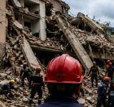 Venezuela enfrenta una nueva réplica mientras continúa la búsqueda de sobrevivientes tras el devastador terremoto