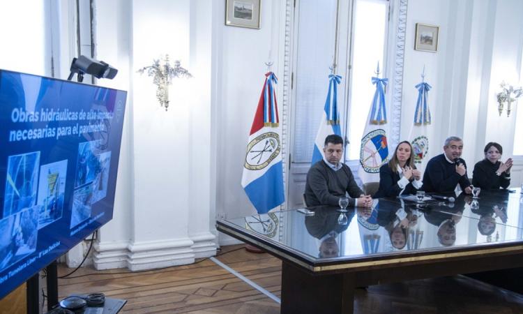 Rosario pone en marcha un histórico plan de obras subterráneas para mejorar los servicios