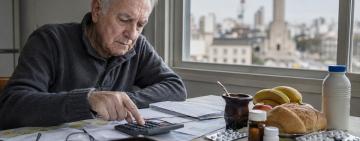 Un jubilado necesita más de un millón de pesos para vivir en Rosario y la mínima no cubre ni la mitad