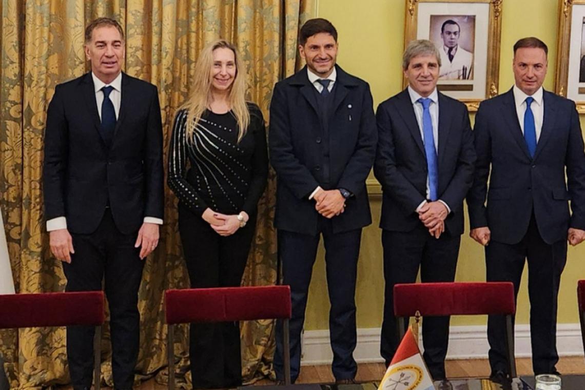 Nación y Santa Fe abren una nueva etapa de diálogo con el traspaso de la Ruta A012