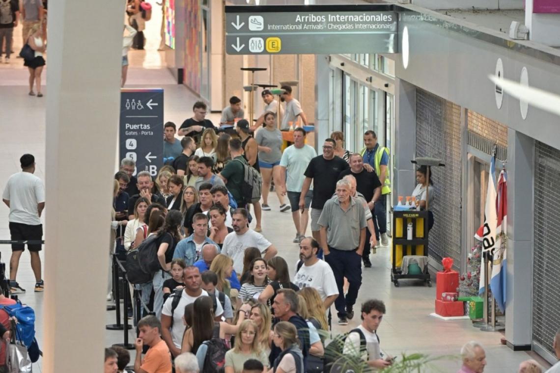 Rosario licita 11 locales comerciales para transformar el aeropuerto en un nuevo polo de servicios