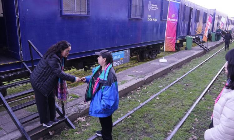 Rosario: comenzó Santa Fe Acá con controles de salud y trámites gratuitos
