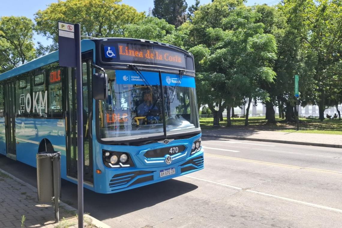 Día de la Primavera: la Línea de la Costa circulará este lunes con servicios hasta la noche